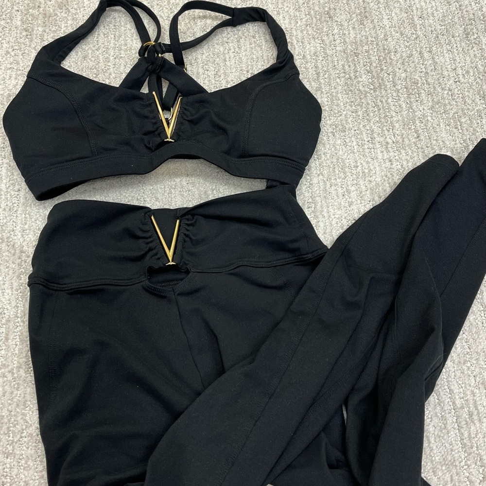 Bombshell set